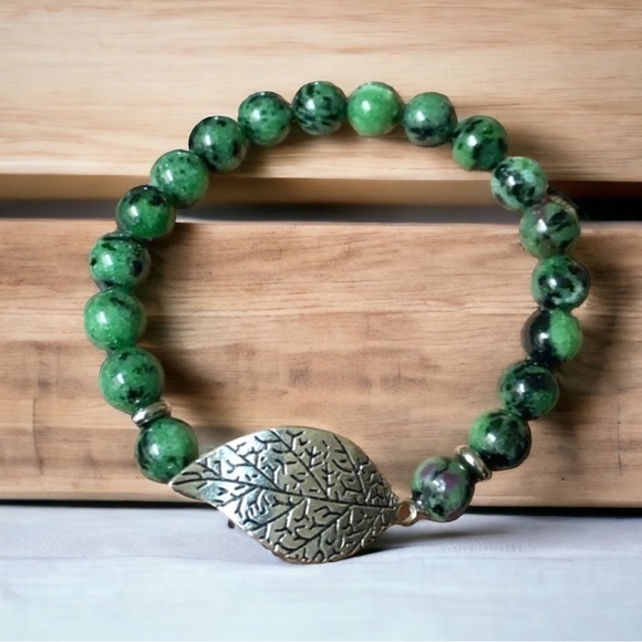Silverskylight Jewelry - Ruby in zoisite gems & silver plated leaf bracelet